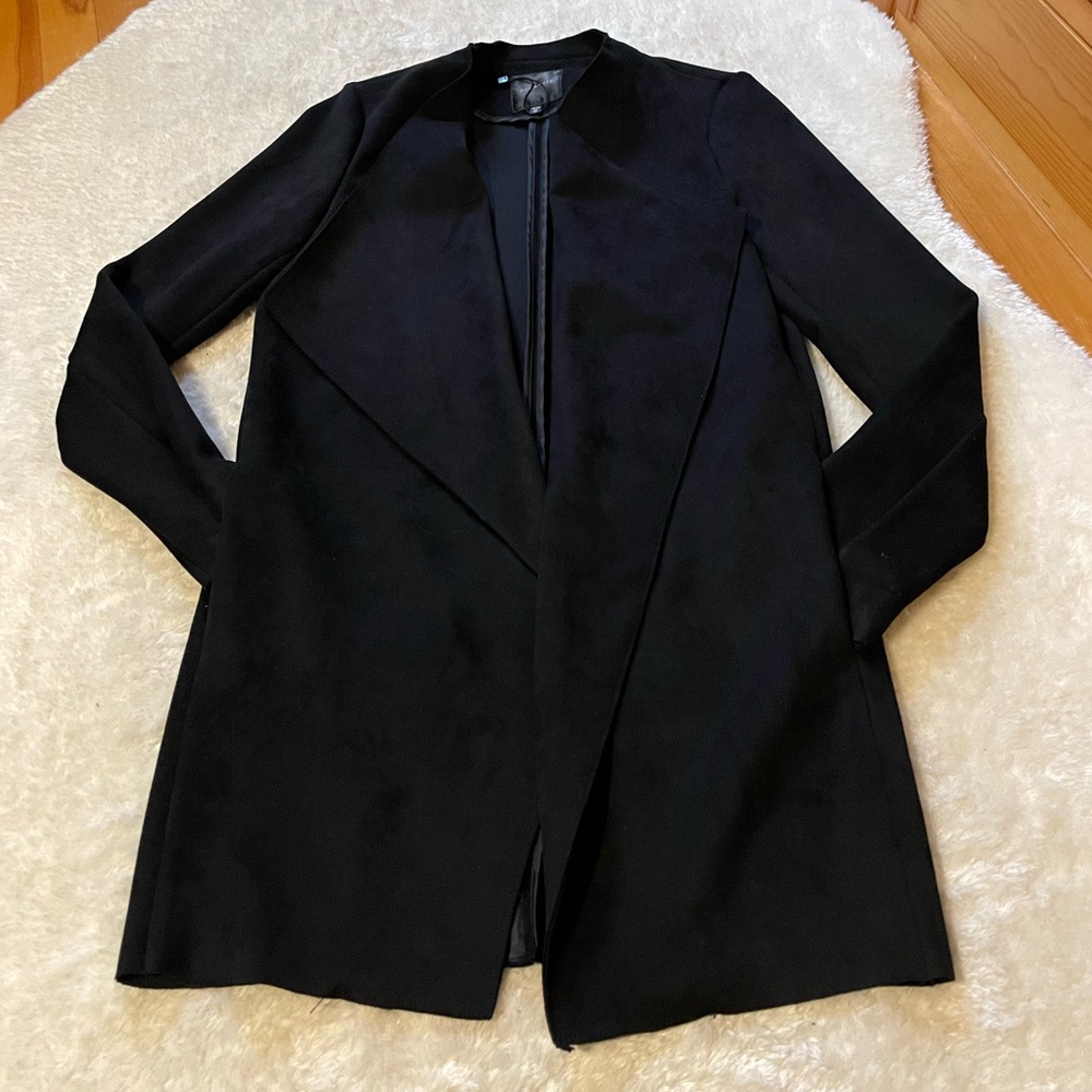 Ladies Dynamite black Suede feel waterfall coat size US XS